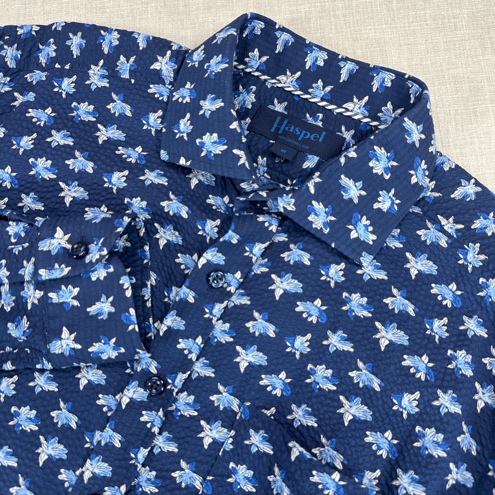 Haspel Button Up Shirt Mens Medium Navy Blue Floral Seersucker Made in Italy EUC